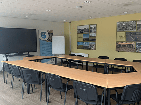 Binnen bij educatiecentrum